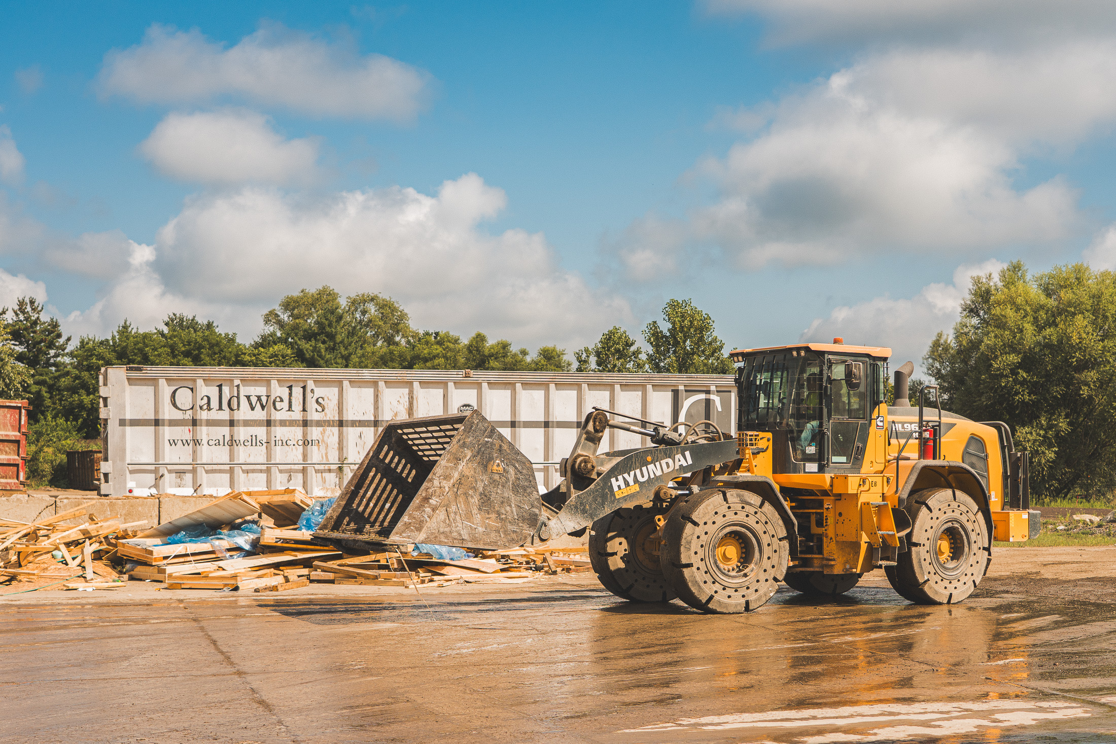 5 Benefits of Using a Transfer Station in Central Indiana